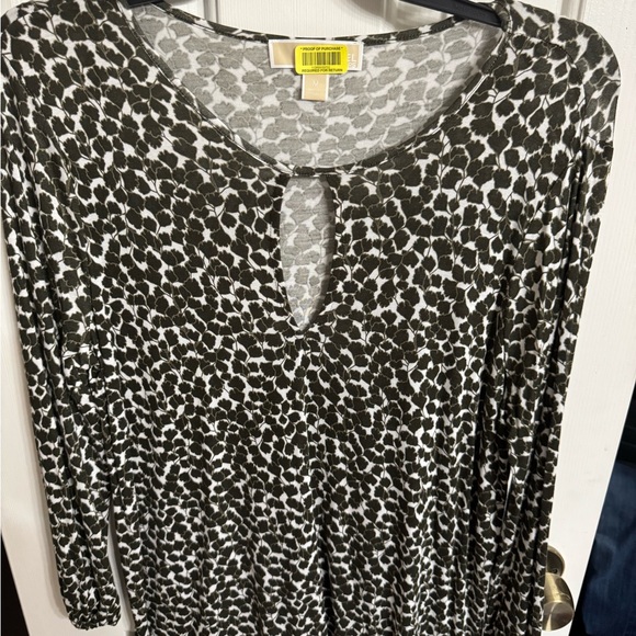 Michael Kors Black and White Patterned Long Sleeve Top - Picture 1 of 1